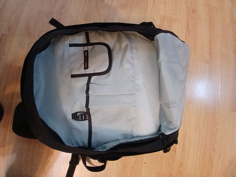 Rucsac Lowerpro Runner Pro 300 AW