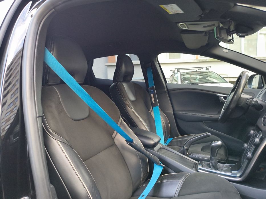 Volvo V40 Rdesign 2.0 Diesel euro 6 FULL. IMPECABIL!!