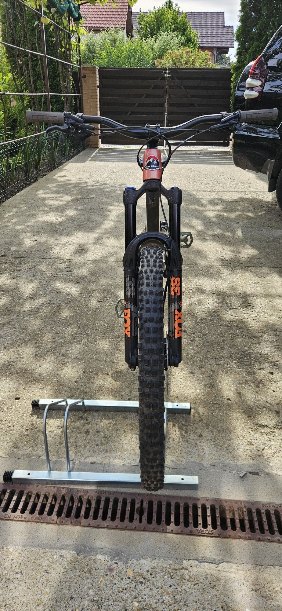 MTB ROCKY MOUNTAIN full suspension, size L, 29