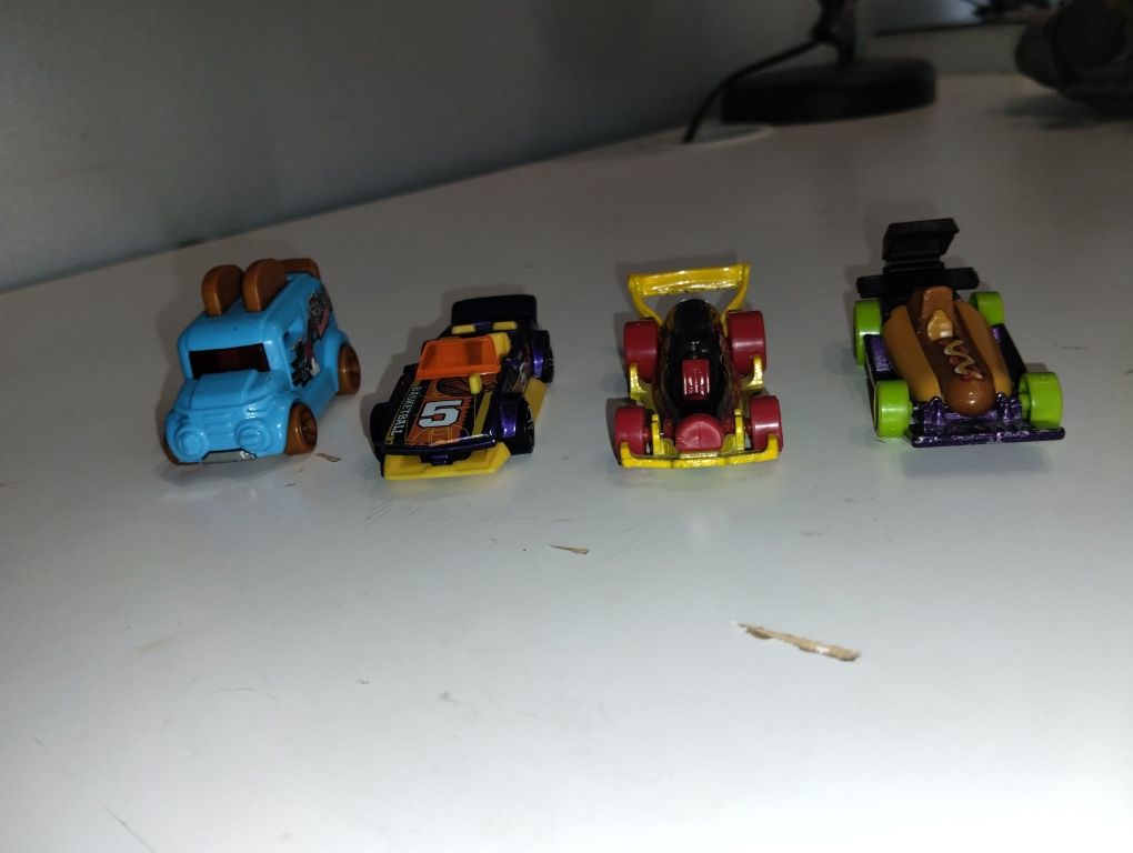 Продам машинки Hot wheels