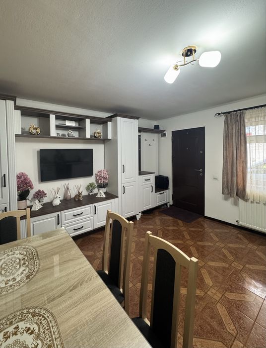 Vand apartament 3 camere iris ( str. sobarilor )
