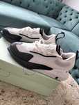 Vând Sneakers Y-3