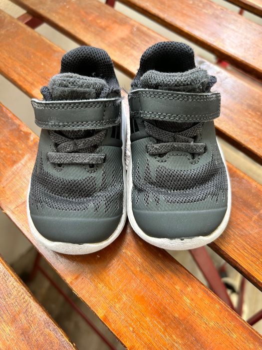 Маратонки Nike (сиви)