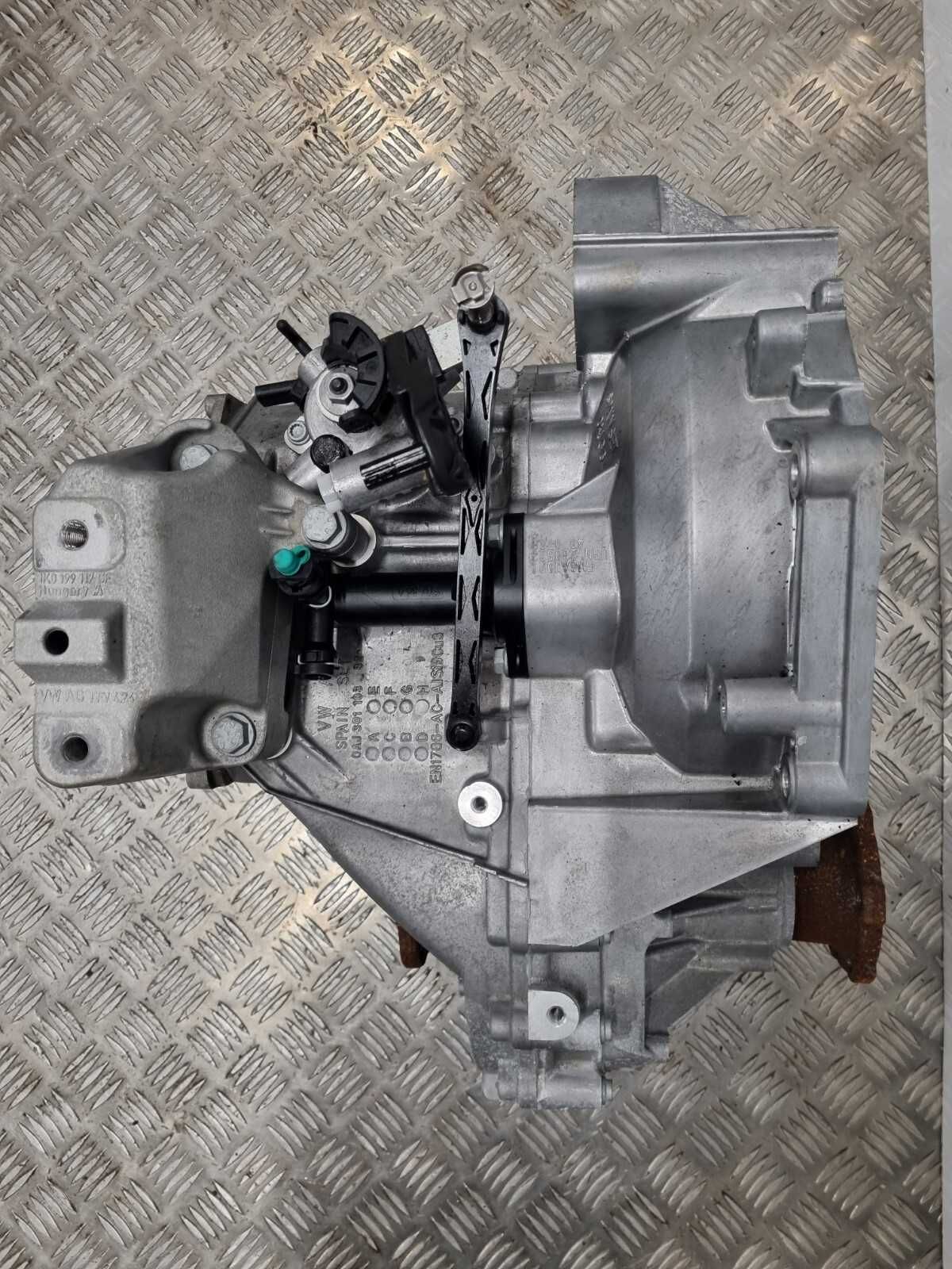 Cutie viteze Skoda Octavia 4 1.0 TSI; USN; 6 V; Start/Stop; 2016-2025