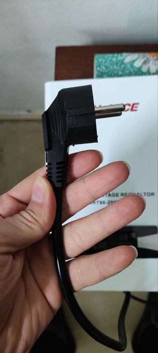 Стабилизатор напряжения Релейный Balance 2000 VA (90-275v)