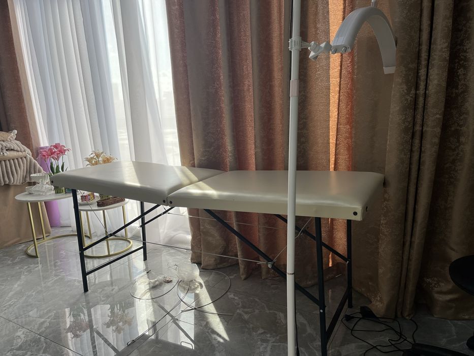 Продам Кушетку для мастеров