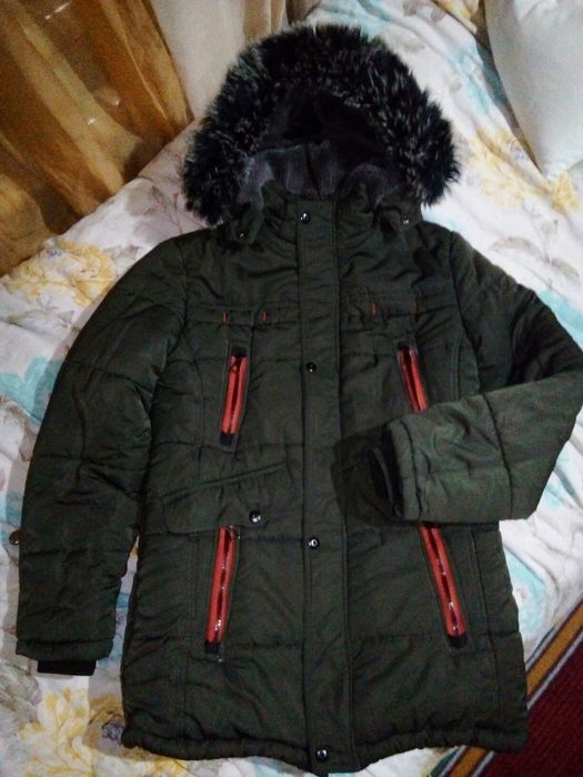 Зимняя куртка на мальчика 10-13 лет