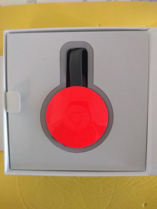 Google Chromecast v2