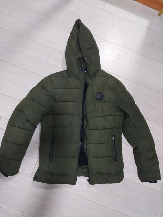 Тёплая куртка цвет хаки