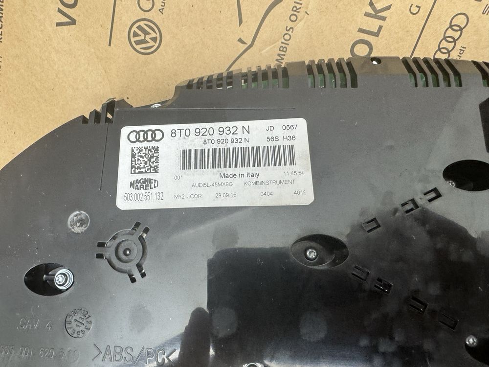 Ceasuri bord  Audi A5 8T diesel Facelift 2016 8T0920932N