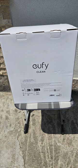 Aspirator robot eufy Clean L60 cu stație de auto-golire