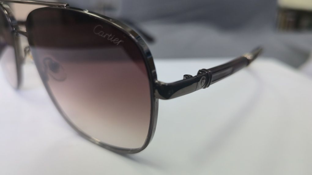 Ochelari de soare Cartier rama maro