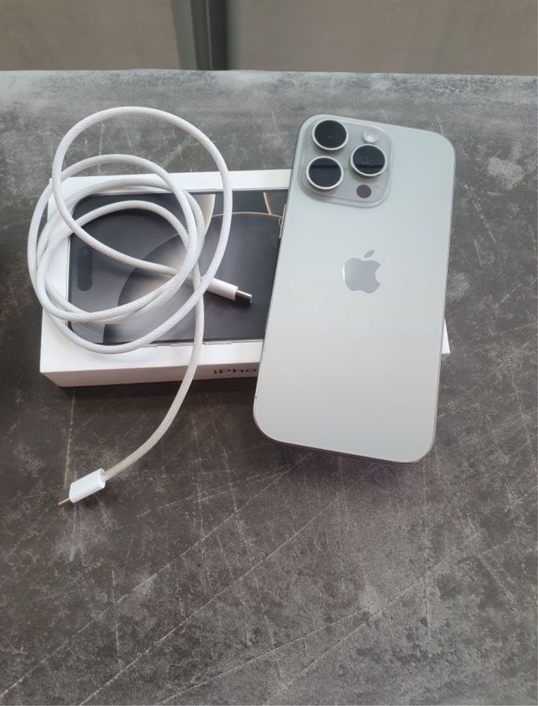 iPhone 16 Pro sim ideal srochno