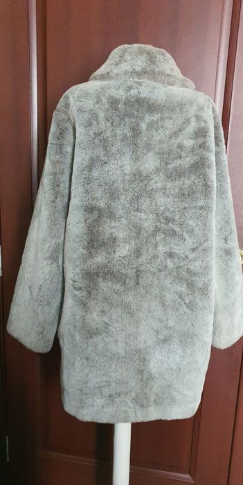 Haina de blana artificiala gri