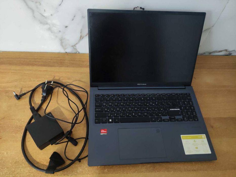 Asus Vivobook M1603QA