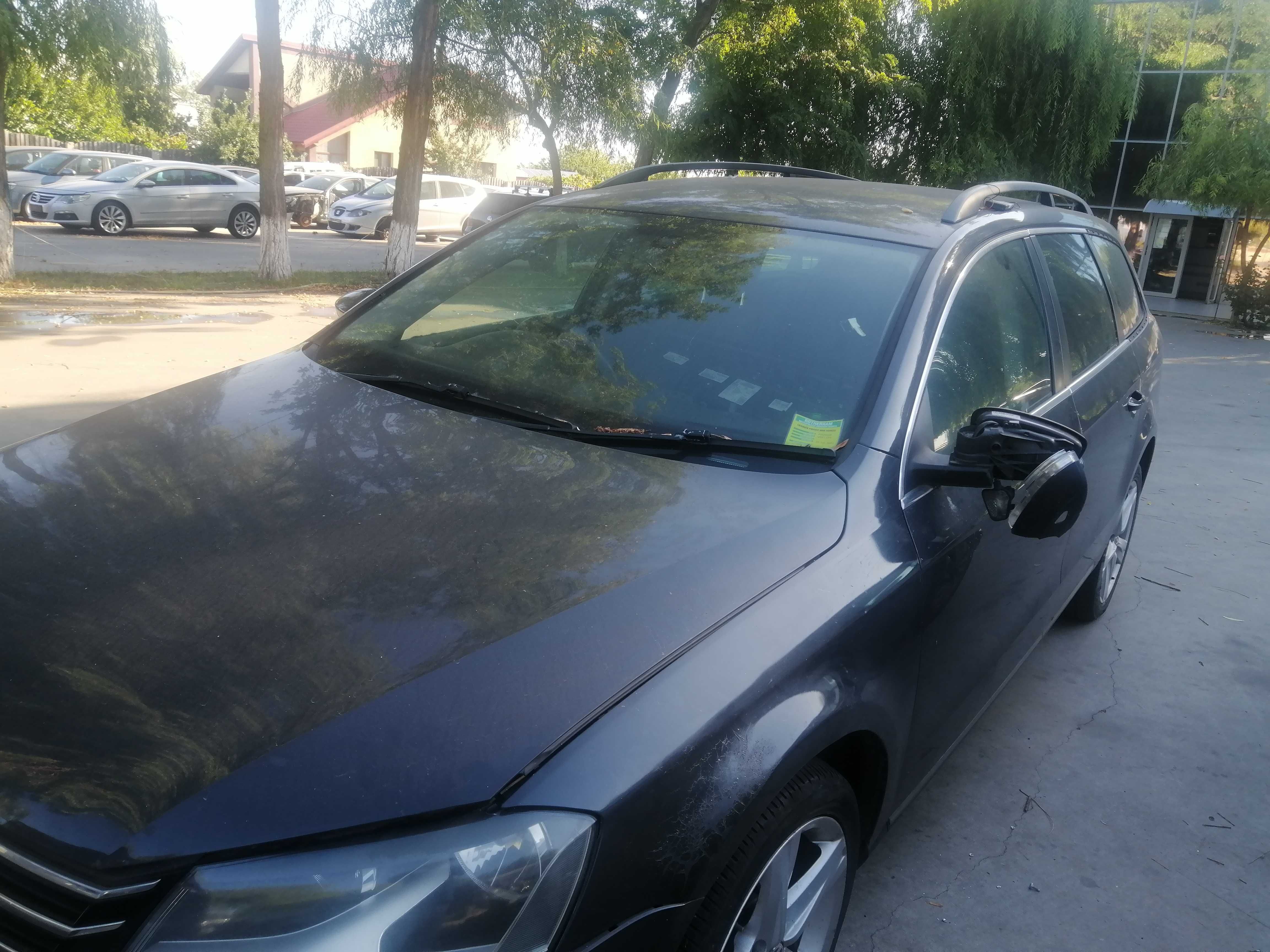 Dezmembram Passat B7 cod motor CAY