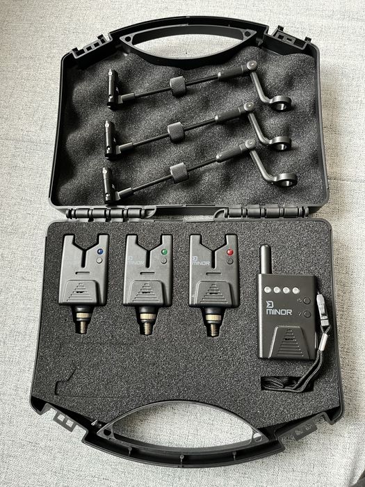 Avertizori Delphin cu statie 3+1