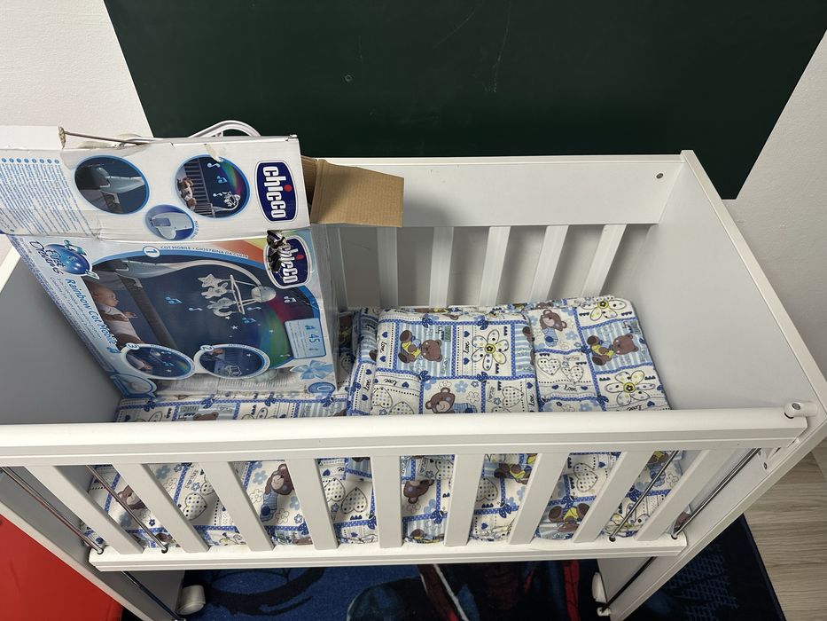 Vand patut bebe +carusel muzical