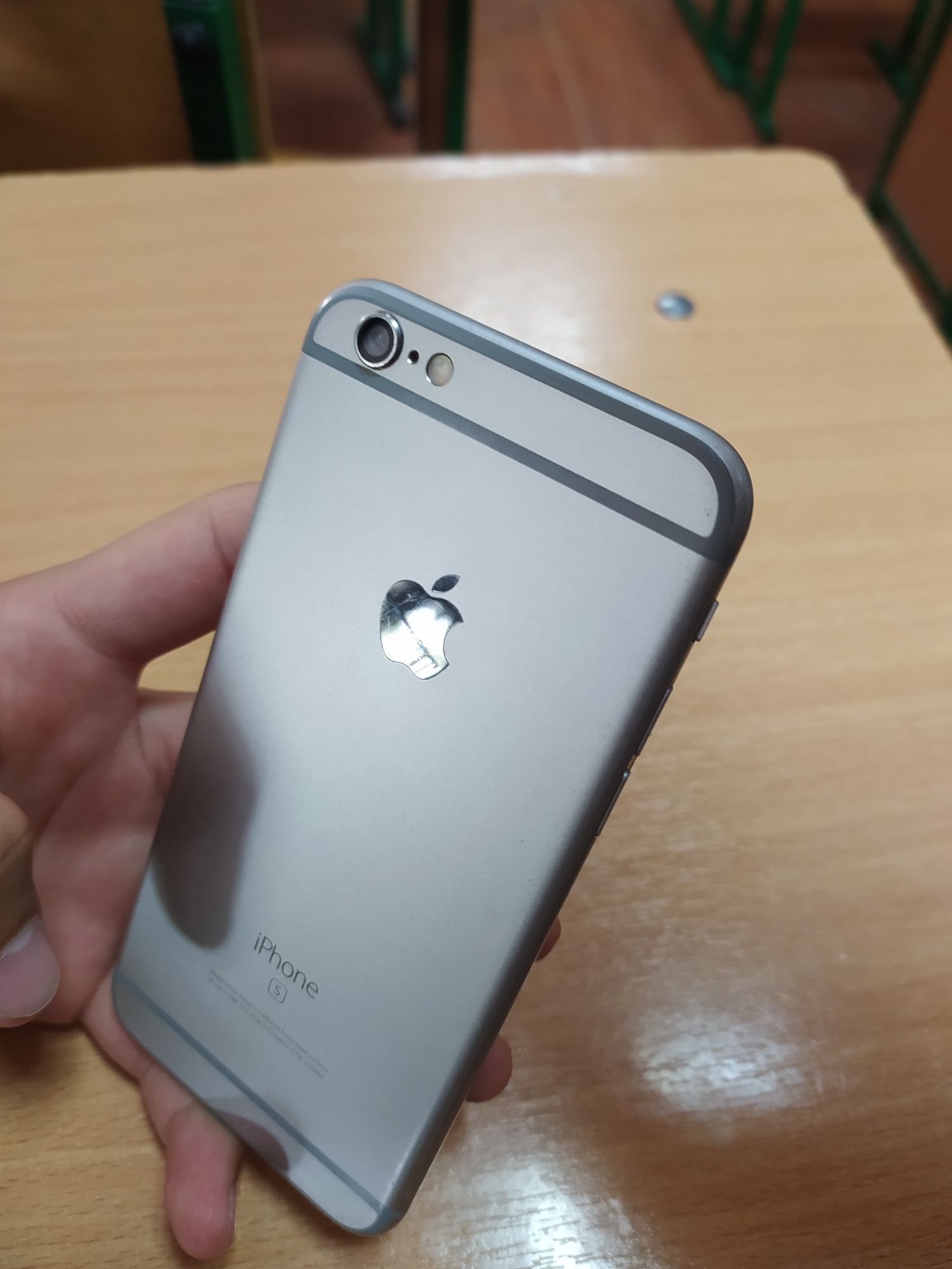 iPhone 6s ideal xolatda