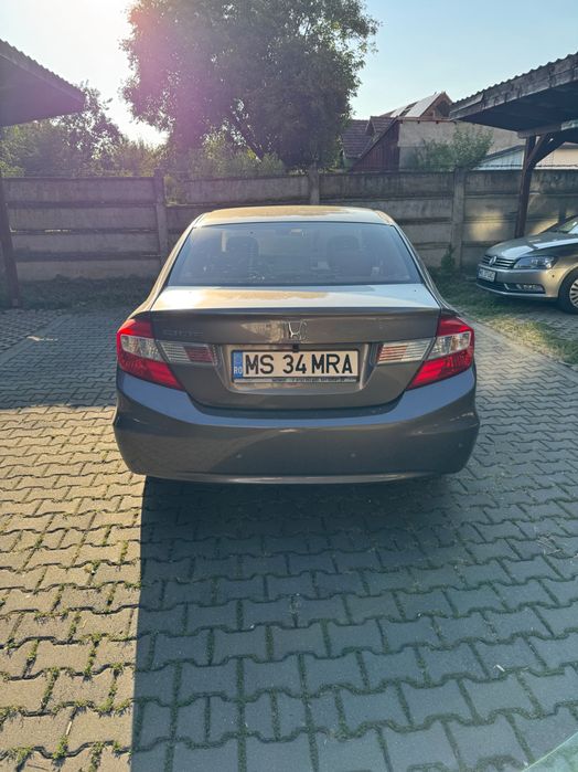 Honda Civic 1.8 benzină 2012 întreținută