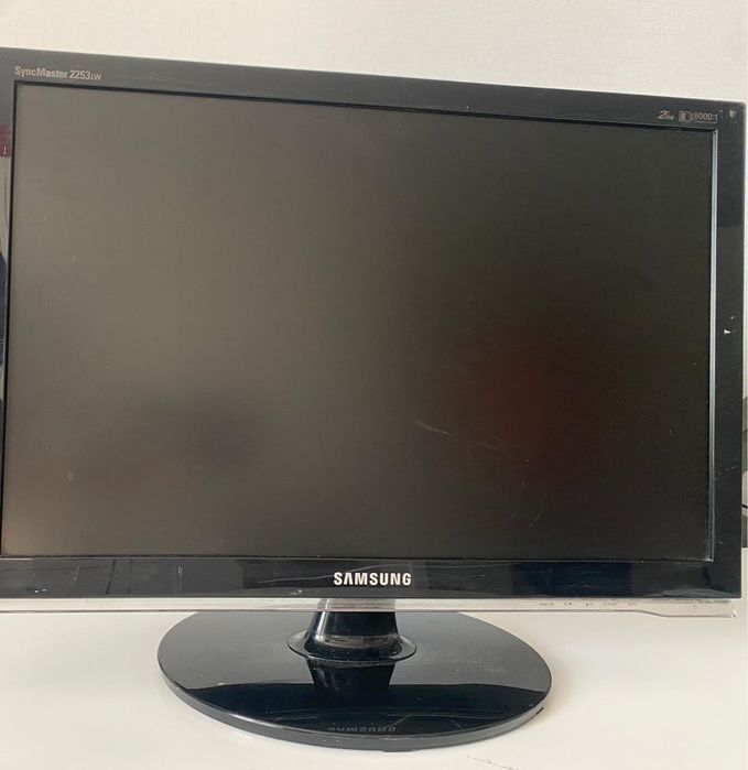 Монитор от samsung