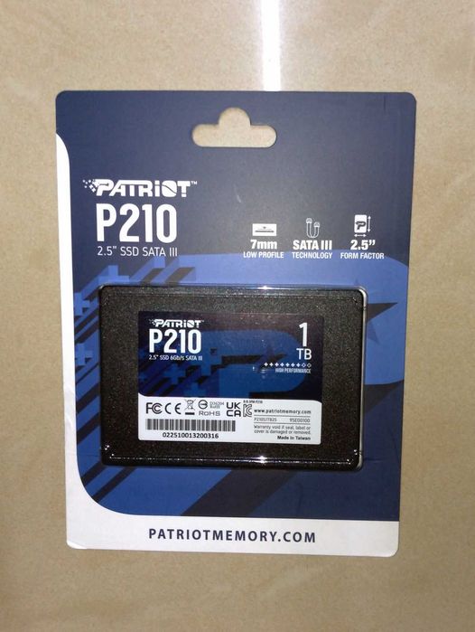 SSD Patriot P210, 1 TB, 2.5" citire 520MB/s, scriere 430MB/s