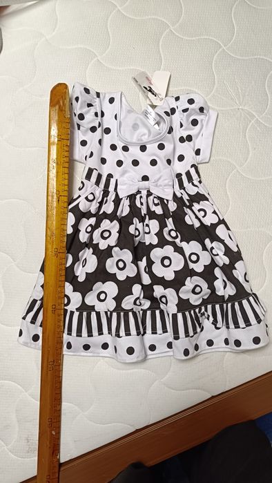 Платья на девочек новые