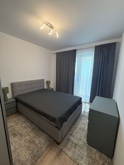 Inchiriez apartament sect 5
