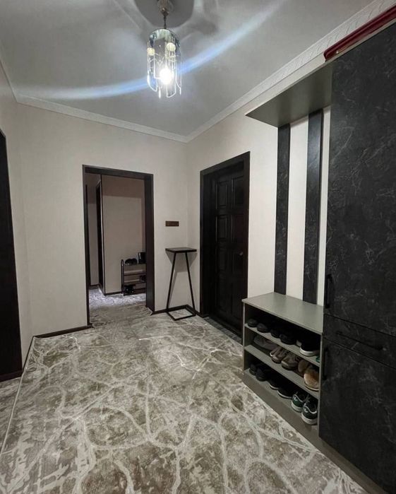 Квартира на Дружба народов 3*4/8/9 общ пл 83м с мебелью