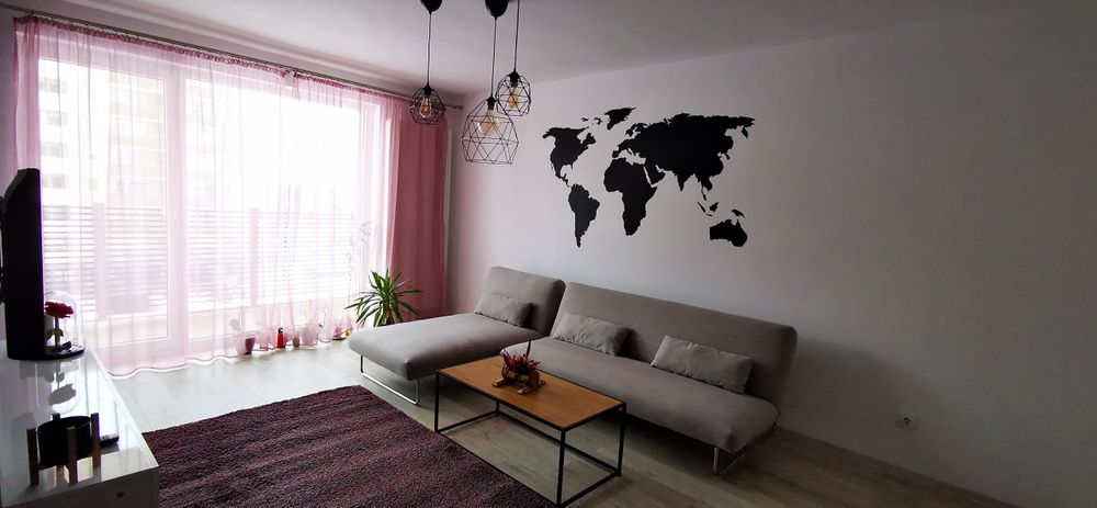 Apartament cu 2 camere Urban Invest Coresi Mall