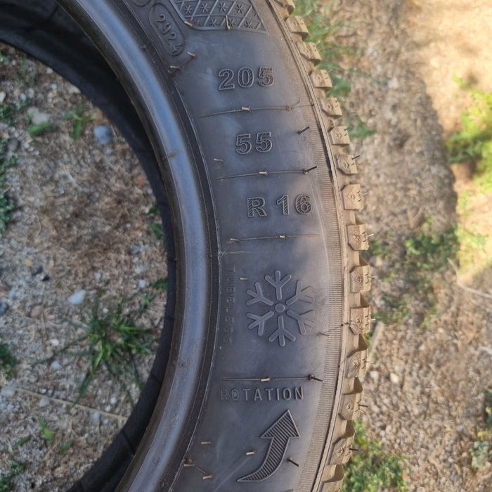 Vand anvelope de iarna 205/55/R16