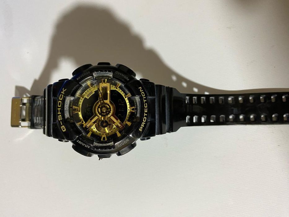 Продам оригинальные часы Casio GA 110,.