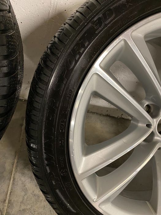 Зимни гуми с джанти за BMW G11 G12 245/45/19