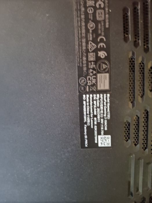 Vând laptop gaming Lenovo rtx 2050