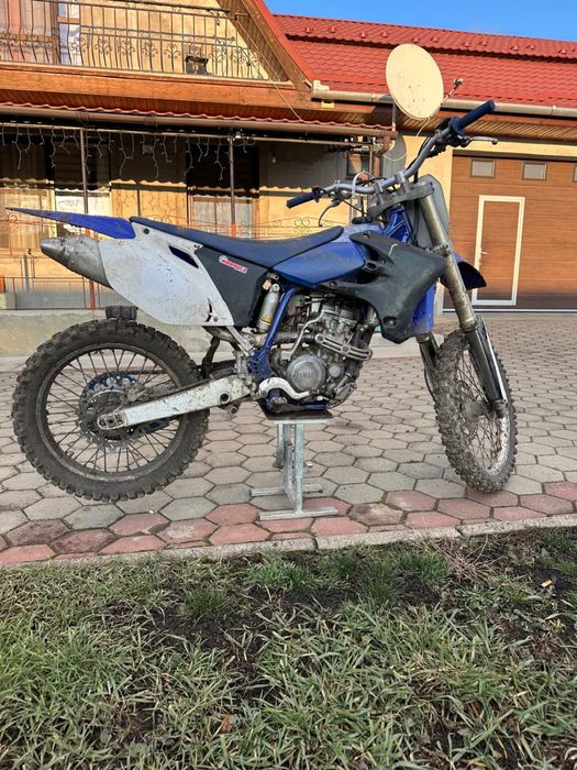 Vand sau schimb Yamaha yz250 f
