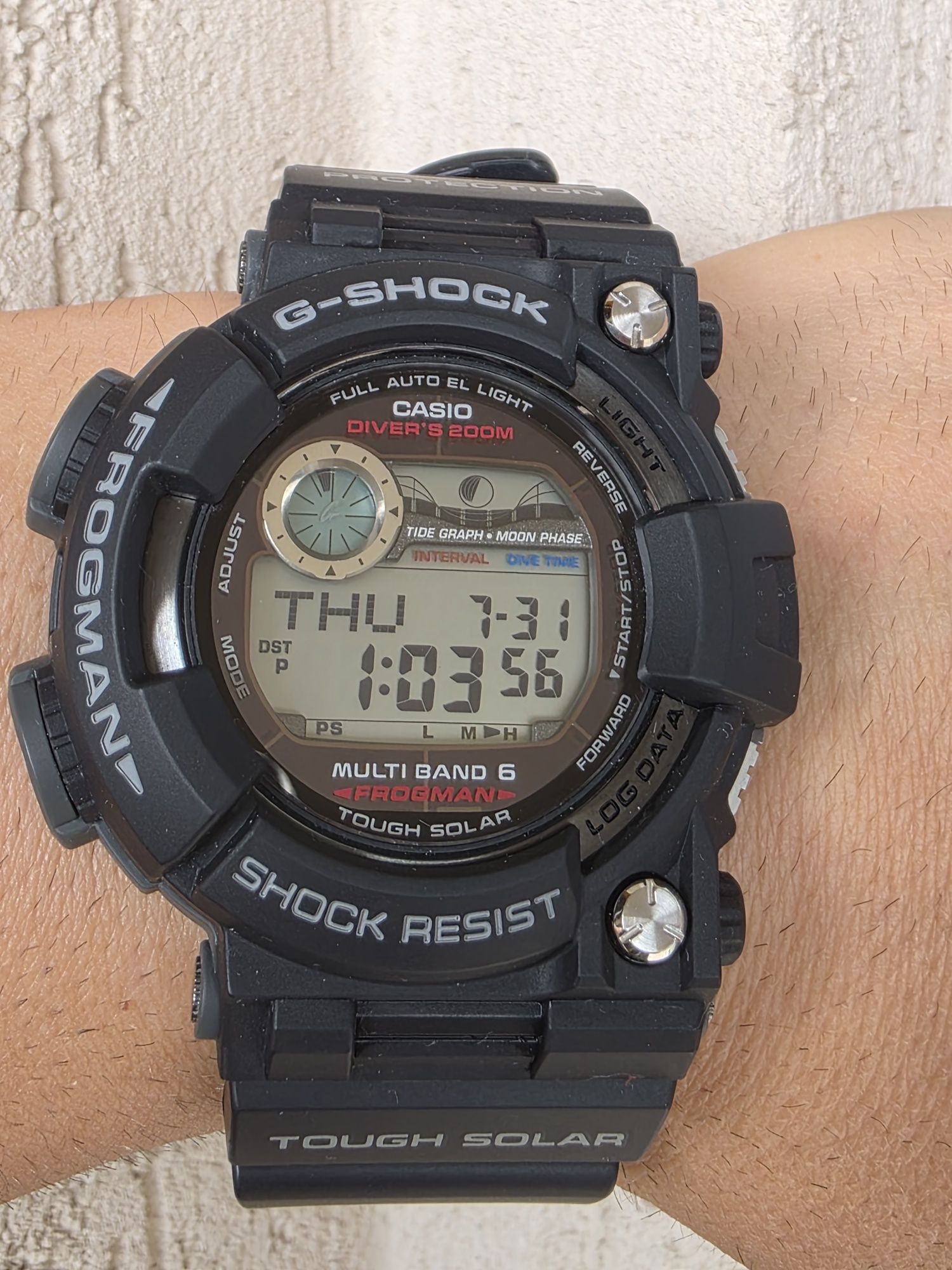 Casio   FROGMAN GW-1000+Casio G-shock Frogman GWF-T1030E-9 B