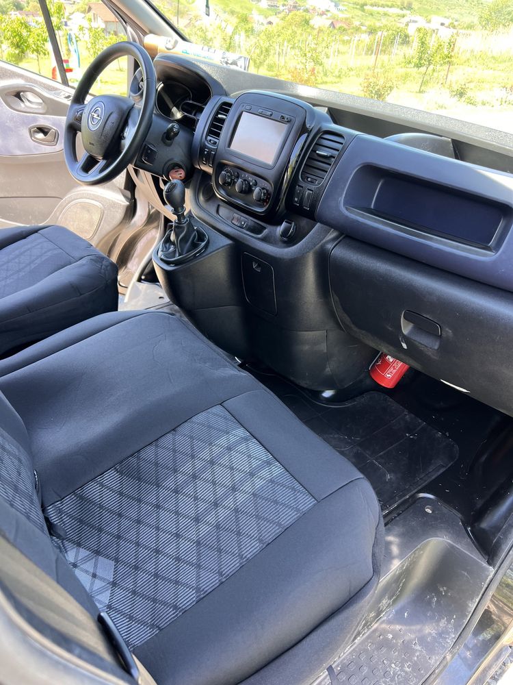 Opel vivaro 2016 pt marfa