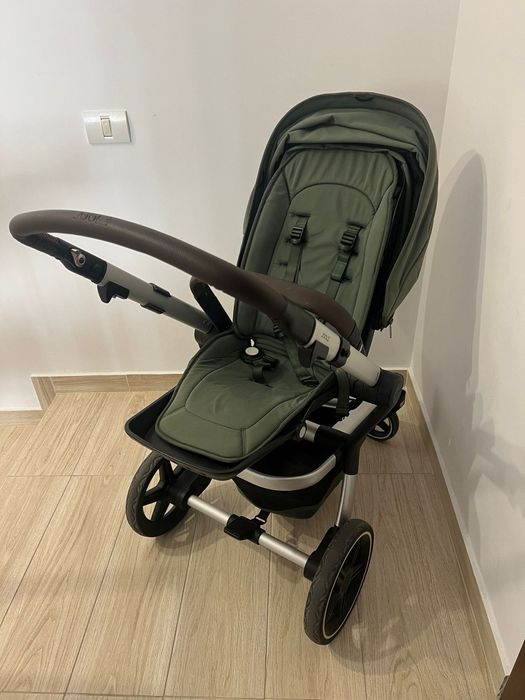 Vând căruț Joolz Hub