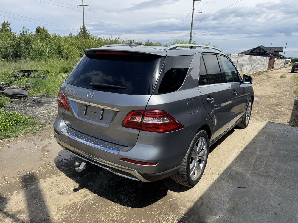 Dezmembrez/Dezmembrari Mercedes ML 350D E6 W166 Europa/Airmatic/Carlig