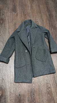 Пальто размер S (на рост до 160 см)
