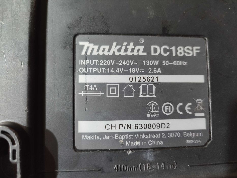Makita DC18SF 18V 4 slots incarcator statie charger baterie acumulator