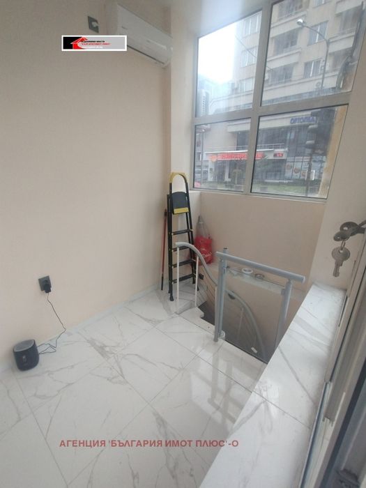 Дава под наем  гр. София - Оборище 20m²