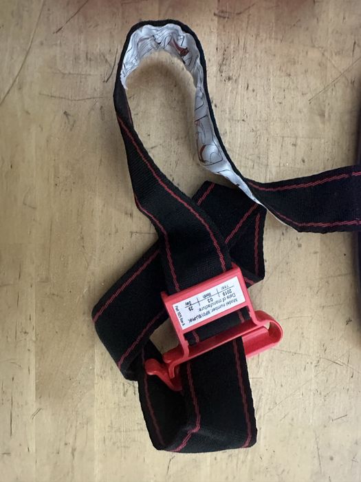 Scaun auto portabil pentru copii Mifold grab and go boster