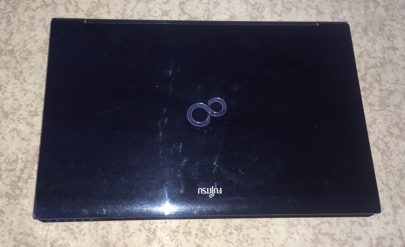Fujitsu notebook