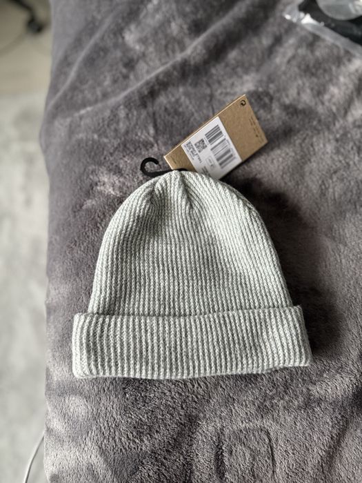 Nike caciula unisex gri cu logo mic marime OS noua originala