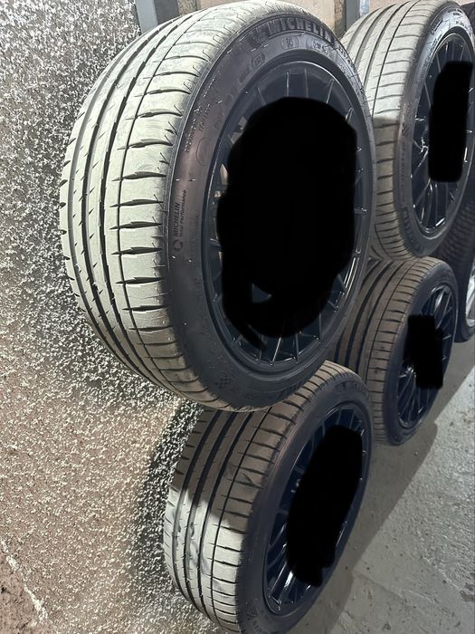 Michelin 225/45R18 95Y XL PILOT SPORT 4ZP* DOT25