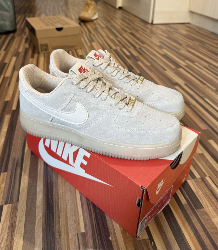 Nike Air Force 1