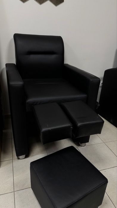 Педикюрно кресло 2 бр.