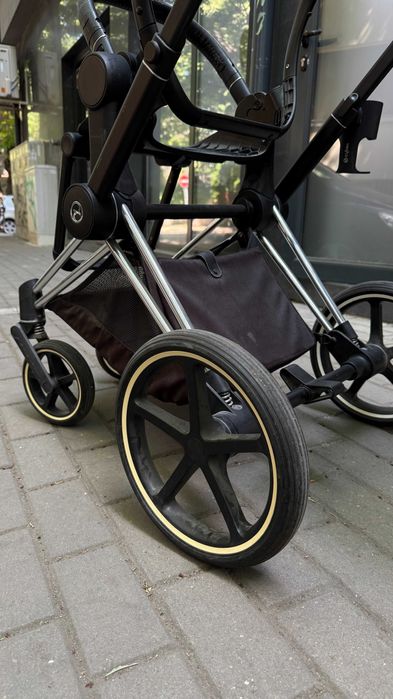 Шаси Cybex Priam 3 с основа за седалка