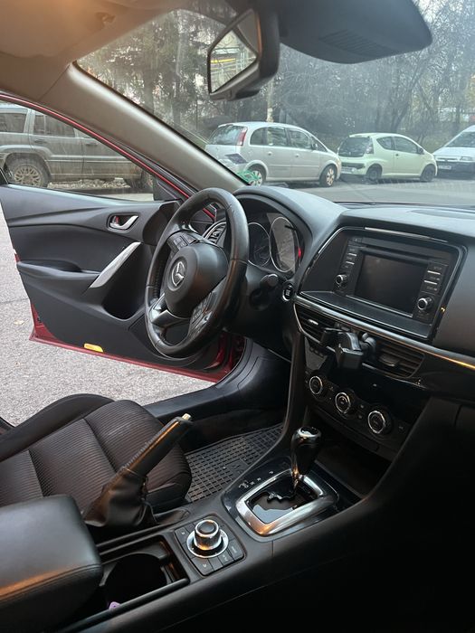 Mazda 6 2.2 D SkyAcrive